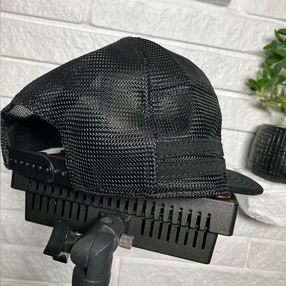 Vintage Oakley Black and Blue Trucker surfer Hat logo spell out embroidered - Picture 7 of 9